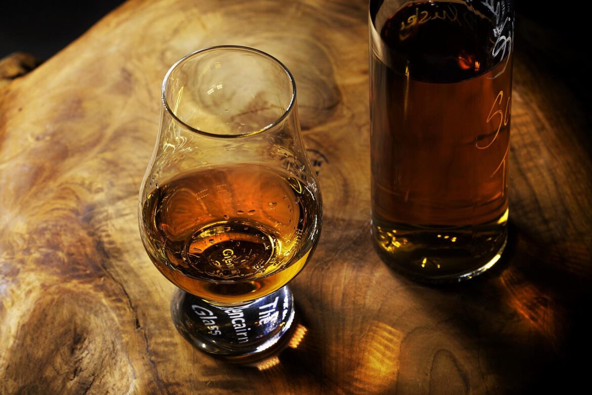 Z czym pić whisky i jak smakuje ?