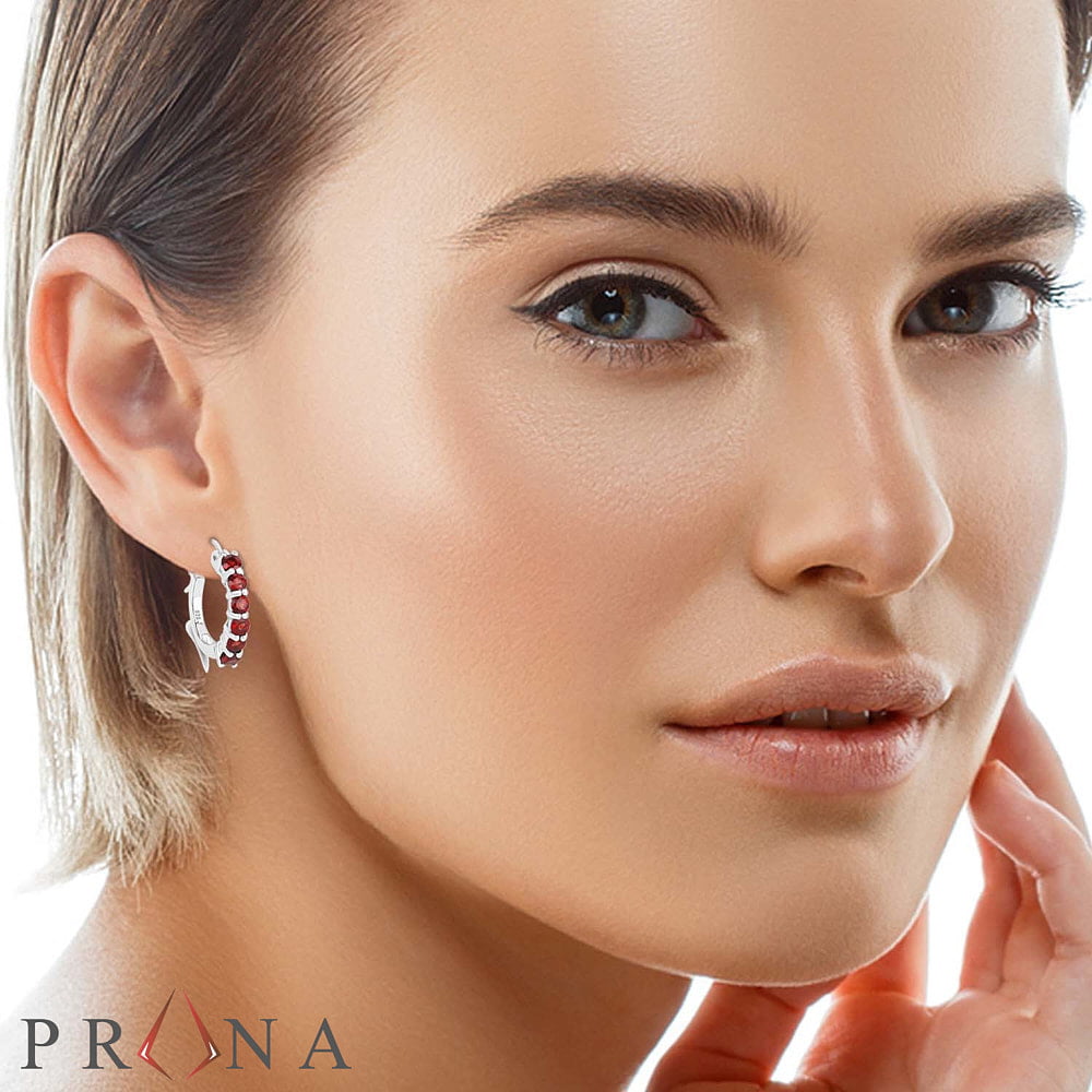 Srebrna biżuteria z kamieniami szlachetnymi